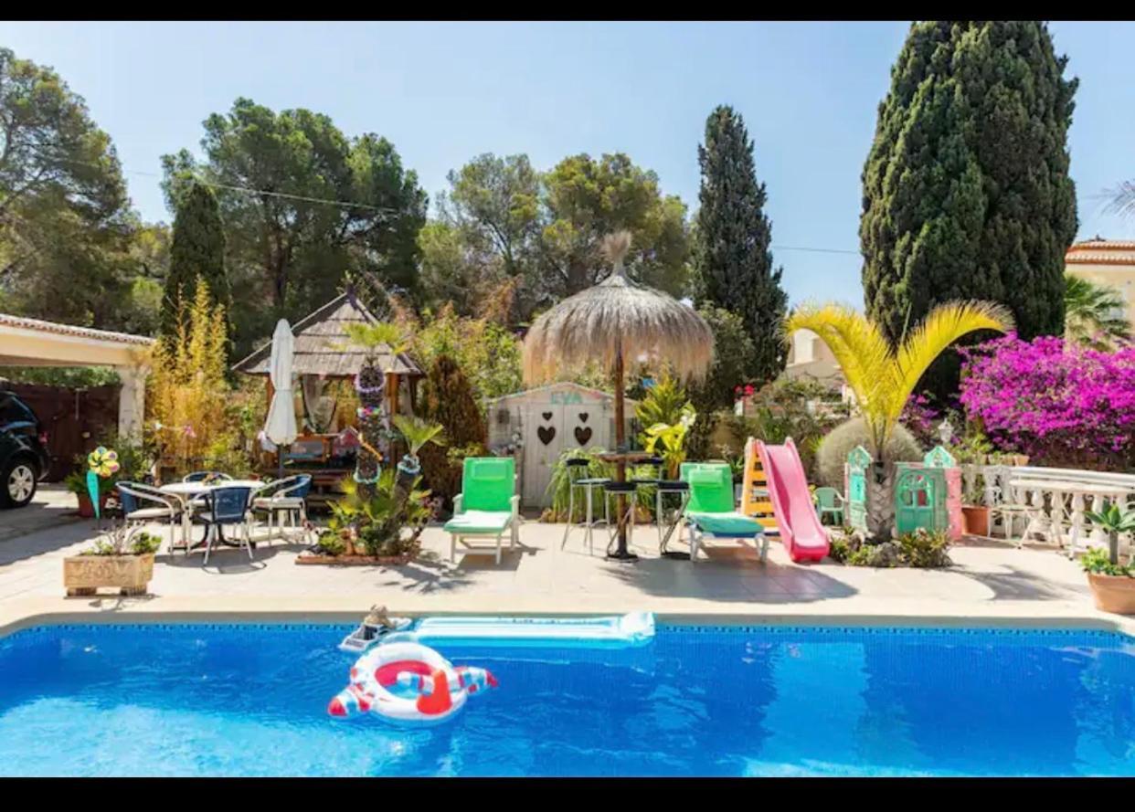 Villa Eva Asiana Guesthouse With Shared Pool เบนิสซา ภายนอก รูปภาพ